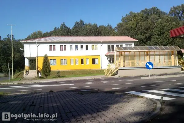 Budynek miał być sprzedany, ale posłuzy jeszcze powodzianom, fot. bogatynia.info.pl