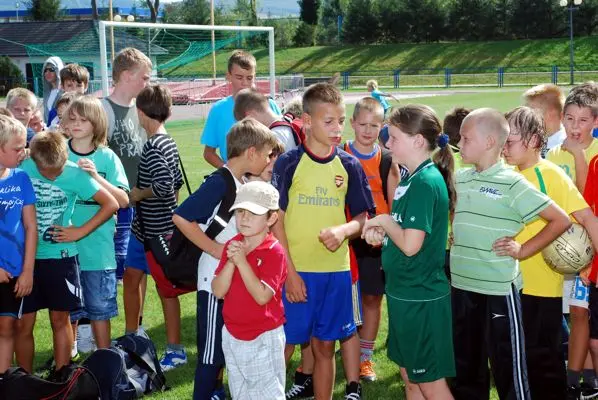 Poza rozgrywanymi meczami dzieci oraz młodzież sprawdzały swoje umiejętności, fot. MKS Granica Bogatynia
