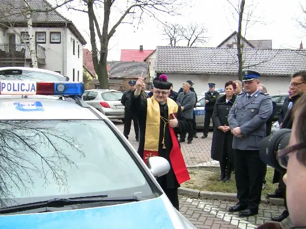 Bogatyńscy policjanci otrzymali nowy oznakowany radiowóz Hyundai i30, fot. KPP w Zgorzelcu