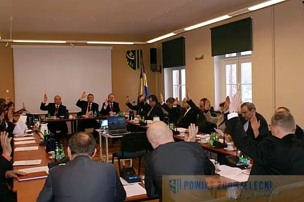 Podczas V sesji Rady Powiatu Zgorzeleckiego, fot. archiwum SP w Zgorzelcu