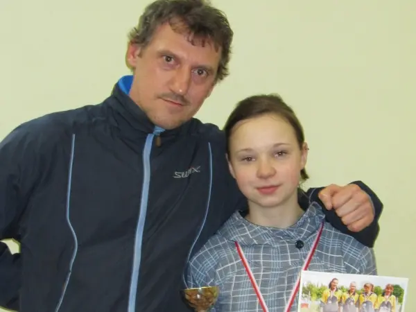 Klaudia Mały z trenerem Tomaszem Dróżdżem, fot. OSiR Bogatynia